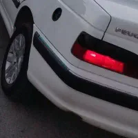 معاوضه چراغ خطر پارس . بالا مشکی