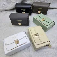 لباس نو ومناسب