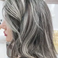 فیشیال،اصلاح صورت و ابرو و کاشت ناخن و.. کیان اباد