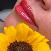 خوشحالیم که اولین‌بارمی‌خوای بهمون سر بزنی