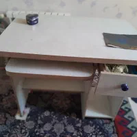 فروش میز کامپیوتر سفید رنگ