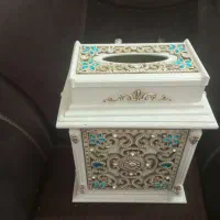 جای دستمال کاغذی و سطل اسغال