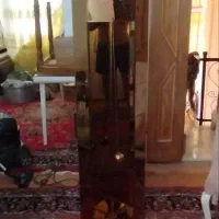 ساعت اینه ای ایستاده