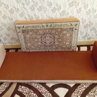 پشتی و زیر انداز خلیجی
