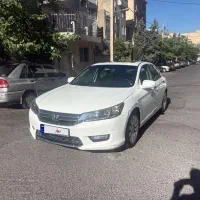 هوندا آکورد سفید مدل ۲۰۱۳ فول