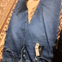 شلوار لی|لباس|صائین قلعه, |دیوار
