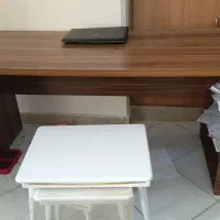 میز تحریر و اداری