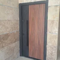 واحد-ویلایی-طبقه-همکف-با-دو-حیاط-اختصاصی