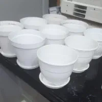 حراج گلدان های پلاستیکی در اندازه های مختلف