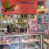 اجاره-فروشگاه-لوازم-آرایشی-با-کلیه-اجناس-و-لوازم