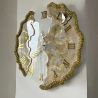 ساعت دیواری رزینی لوکس(هدیه رایگان تا پایان هفته)