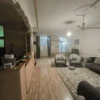 خانه دو واحده طبقه پایین