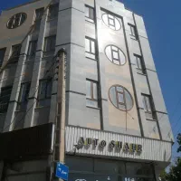 ۱۱۲متری حاشیه