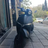 موتور طرح وسپا نوی یا رنگ مشکی