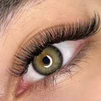 استخدام مژه کار