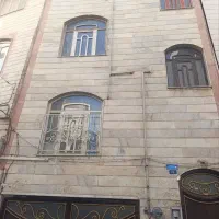 ویلایی سه طبقه در سیزده آبان