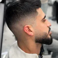 آرایشگر مردانه در محل شما هرمدلی که بخواین