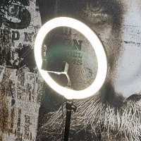 رینگ لایت تمیز