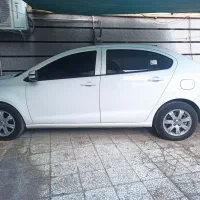 شاهین GL بدون سانروف مدل 1403