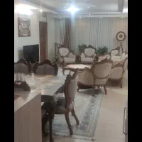 واحد-عروس-دامادی-طبقه-10-با-چشم-انداز-تا-کوه-صفه