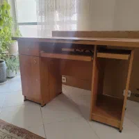 میز تحریر و کامپیوتر سالم و تمیز