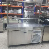 تعدادی یخچال میزکاری  شرکتی مشابه نو