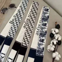 شال همه کاره Dior