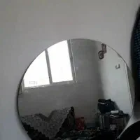 اینه بزرگ ارایشگاه
