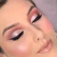 تخفیف آموزش خودآرایی و میکاپ حرفه ایی