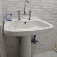 کاسه وپایه روشوئی