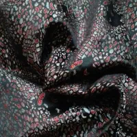 پارچه چادر مشکی و مجلسی مشکی ژاکارد حریر خامه دوزی