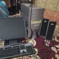 کامپیوتر فروشی