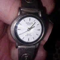 فوری ساعت مدل omax قدیمی اصل  قیمت توافقی