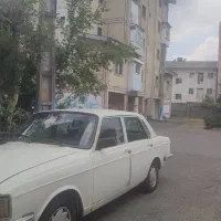 پیکان سواری مدل ۸۲