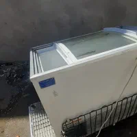 یخچال بستنی
