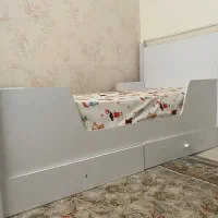 تخت نوجوان در حد نو