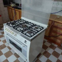 گاز و فر کاملا سالم