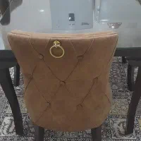 میزناهار خوری 6نفره در حد نو فروش فوری با 4صندلی