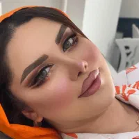 میکاپ شنیون در منزل مشتری + سالن