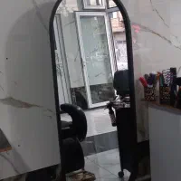 آینه آرایشگری درحد نو