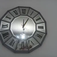 ساعت آینه ای