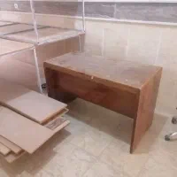 قفسه و پایه فلزی  میز کار مغازه در حد دسته اول