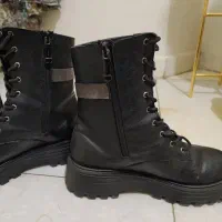 بوت چرم مشکی سایز ۳۹