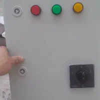 مونتاژ انواع تابلو برق صنعتی plc