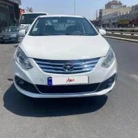 جک جی ۴ سفید مدل ۱۴۰۲