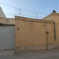 ویلایی قابل سکونت با مجوز ۴ سقف