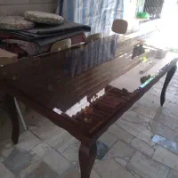 میز ناهرخوری بدون صندلی