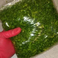 خرد کردن سبزیجات و پخت مربا و ترشی