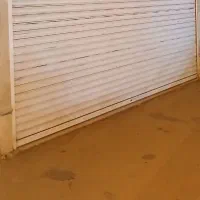 مغازه-نرسیده-به-میدان-جهاد
