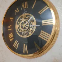 ساعت دیواری